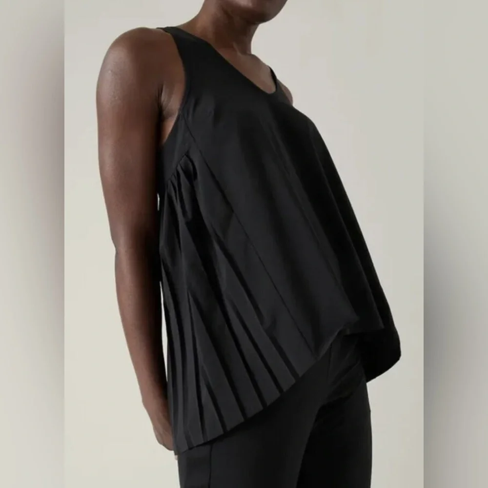 ATHLETA Swing Forward Pleated Tank, Black, L - Picture 5 of 12